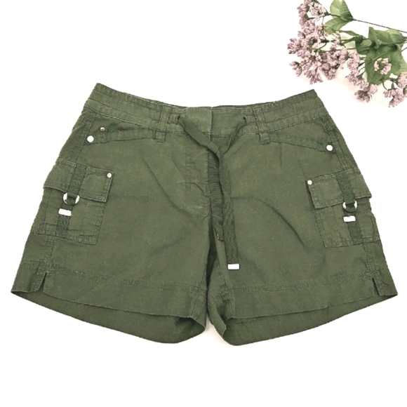 White House Black Market Pants - WHITE HOUSE BLACK MARKET Linen Blend Cargo Shorts